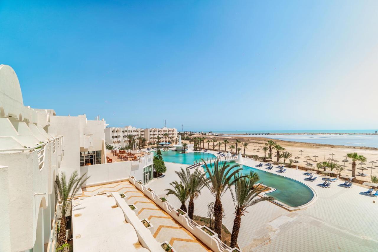 Best Time Alkantara Djerba Aghir Bagian luar foto