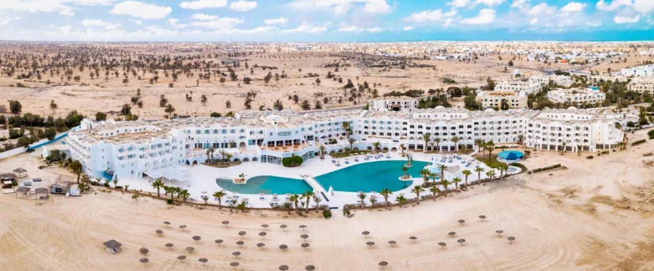 Best Time Alkantara Djerba Aghir Bagian luar foto