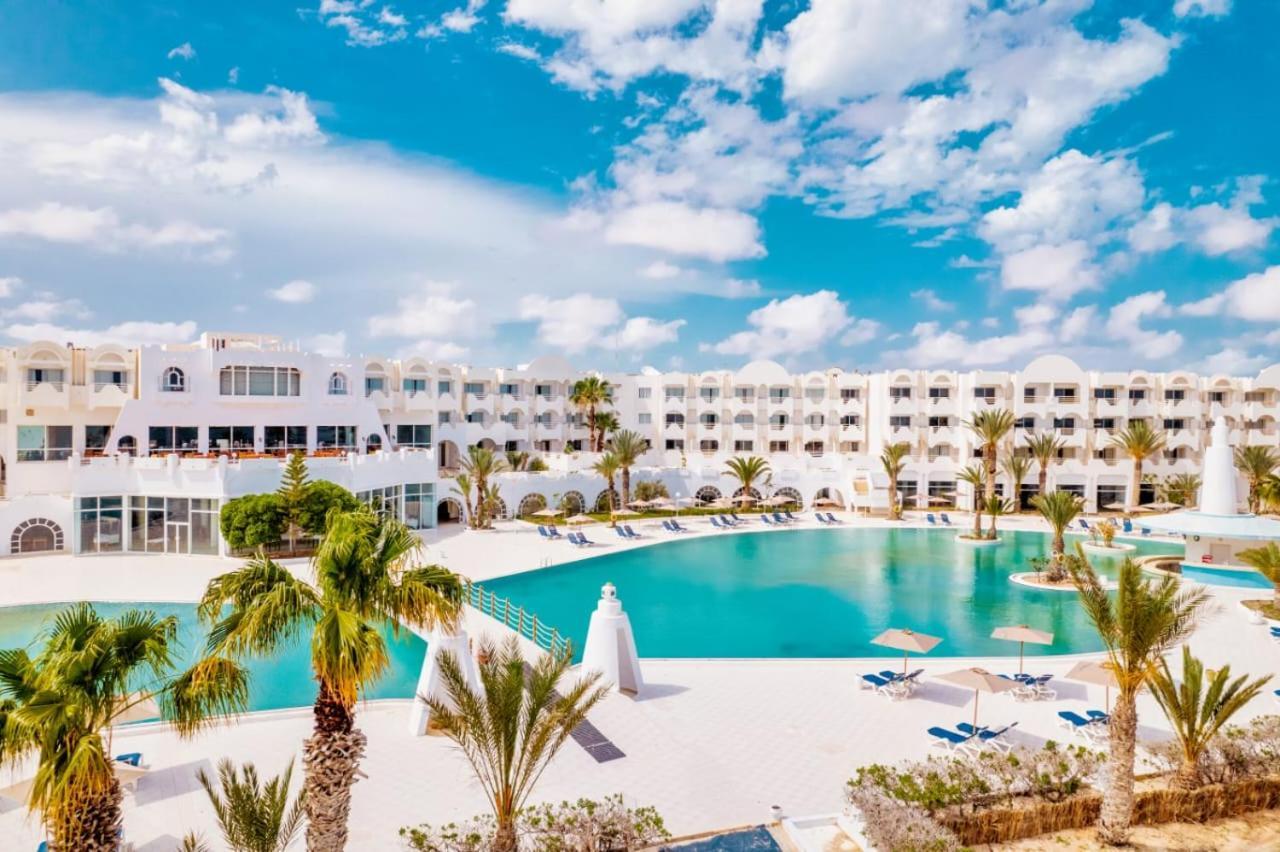 Best Time Alkantara Djerba Aghir Bagian luar foto
